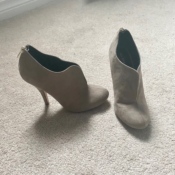 Ankle Booties - Picture 1 of 4